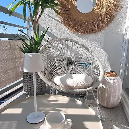 Διαμέρισμα Homely By Sea Porta Mare *